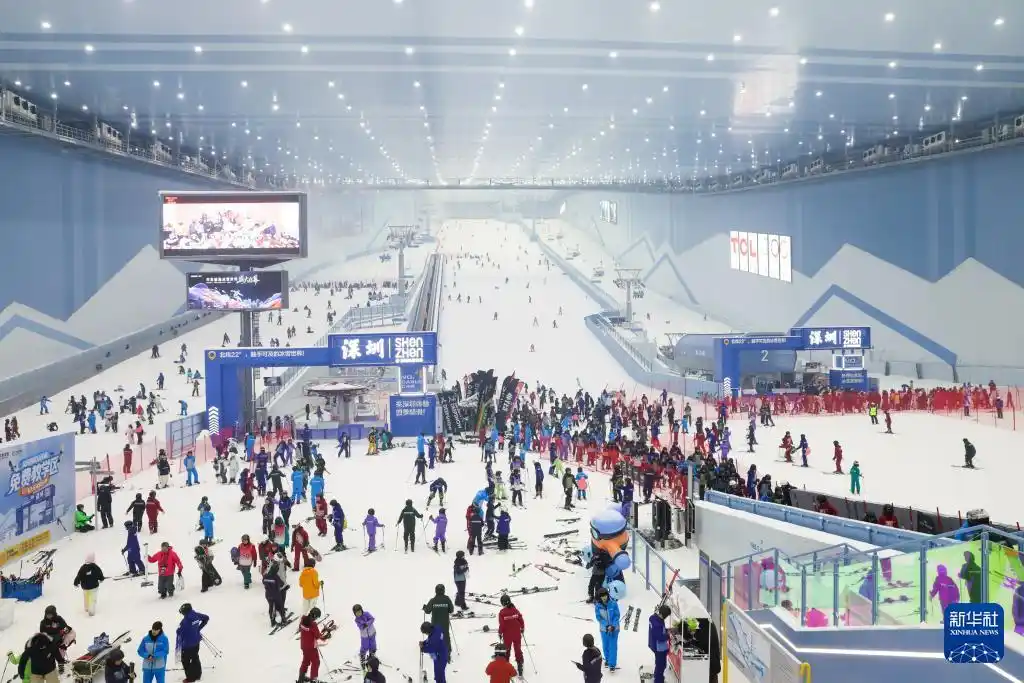 财经观察：中国冰雪经济开启“万亿”新赛道