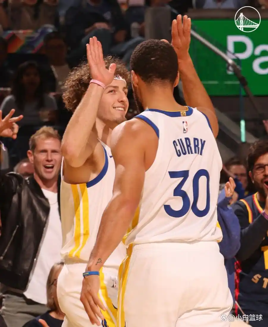 又是勇三疯一波流！库里仅25分钟19+8打卡 谁还质疑勇士阵容孱弱？