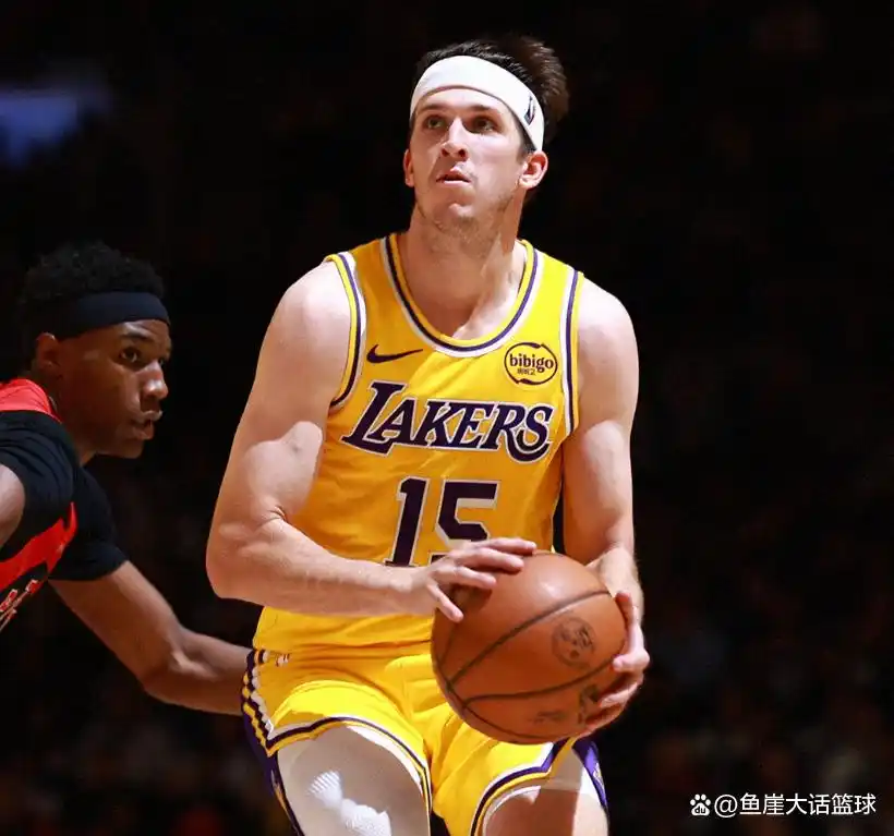 湖人险胜！里夫斯44+10八村三分绝杀，莺歌20+7，詹姆斯8+11选择正确