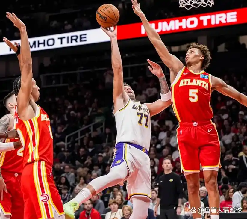 湖人三大败因出炉,东契奇没借口!雷迪克无可奈何,八村两人该批