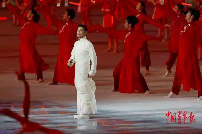 高燃瞬间回顾第十五届全运会开幕式