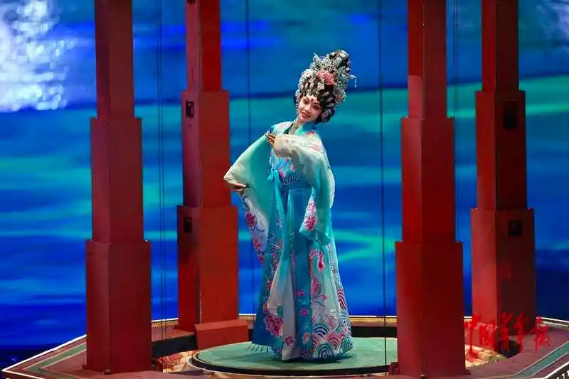 高燃瞬间回顾第十五届全运会开幕式