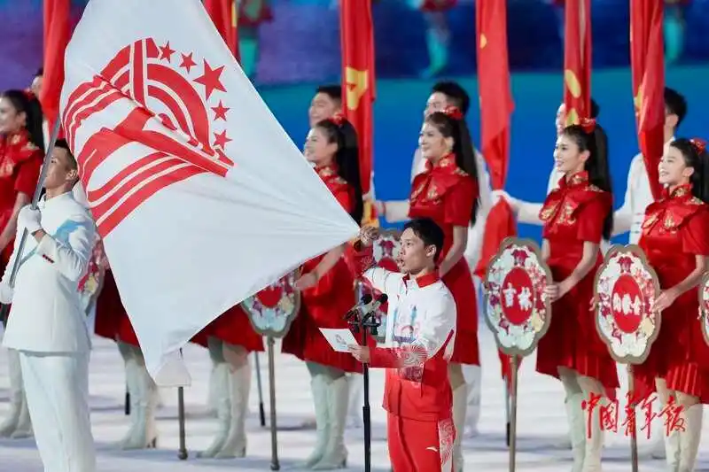 高燃瞬间回顾第十五届全运会开幕式