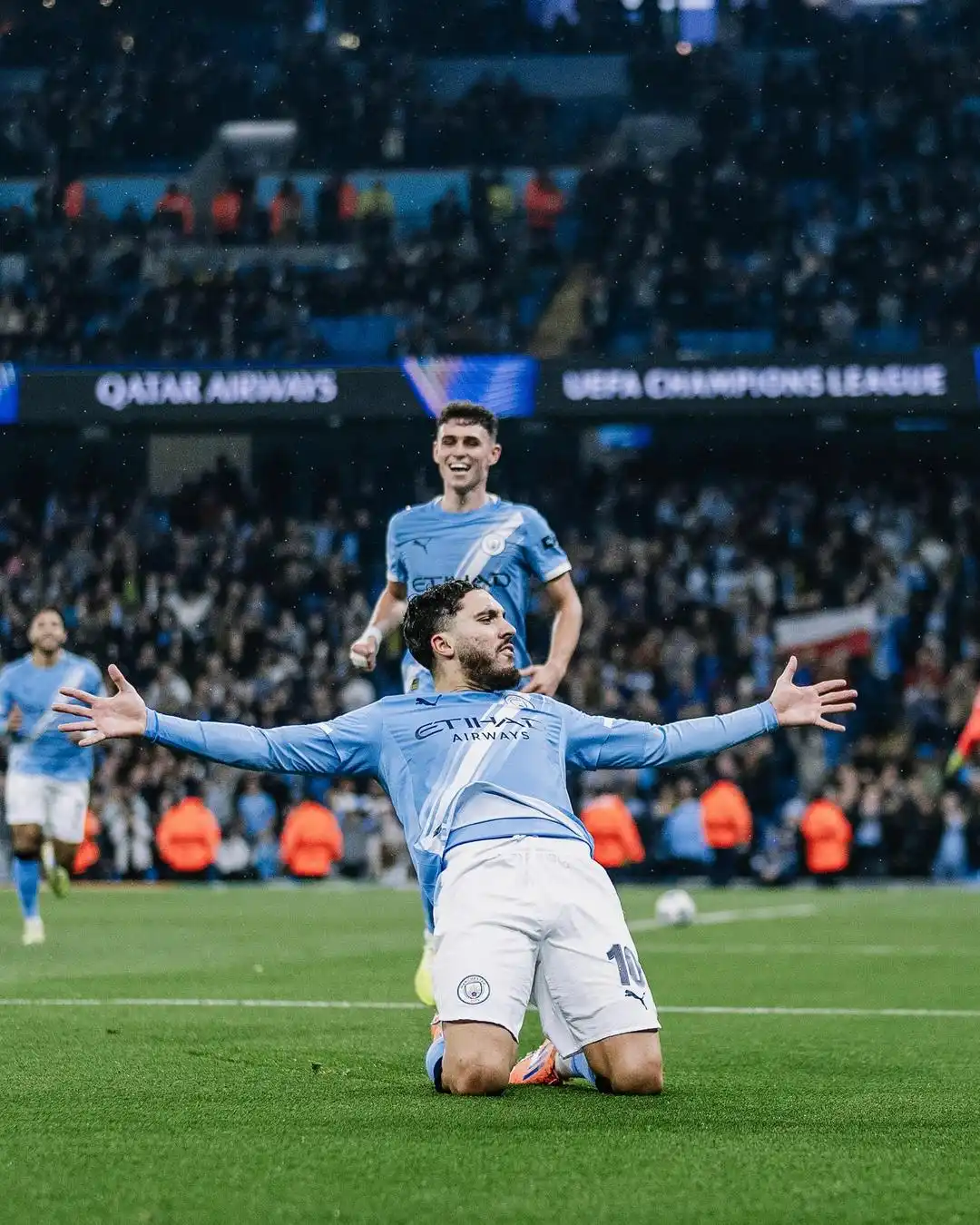 欧冠|哈兰德、谢尔基破门,福登梅开二度!曼城4-1完胜多特蒙德