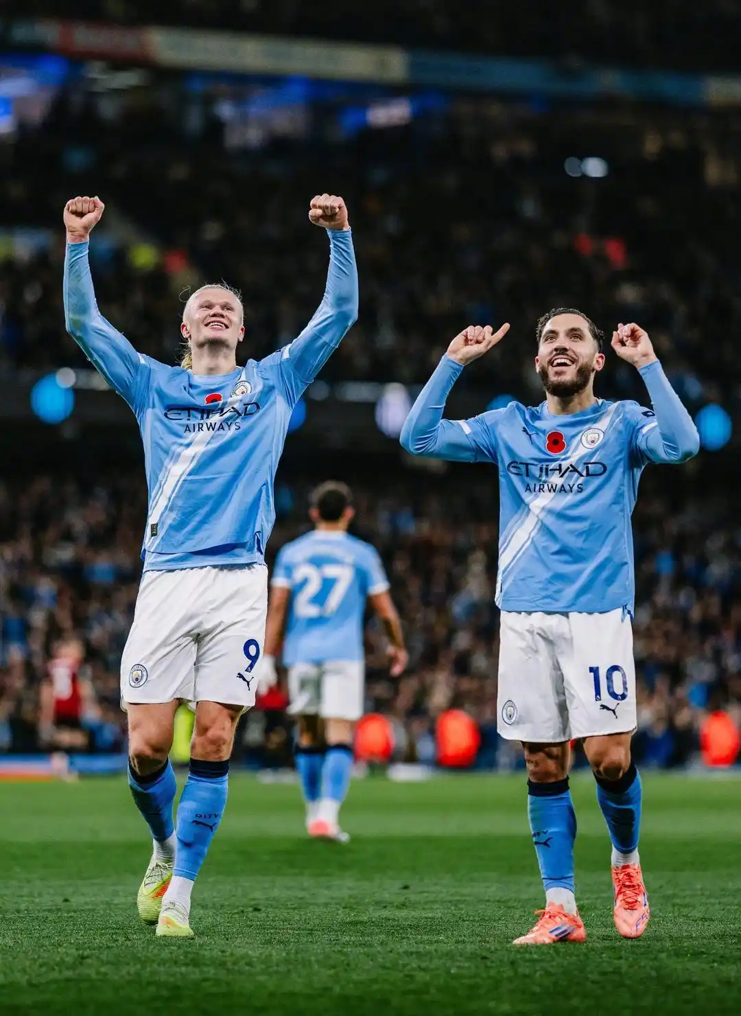 欧冠|哈兰德、谢尔基破门,福登梅开二度!曼城4-1完胜多特蒙德