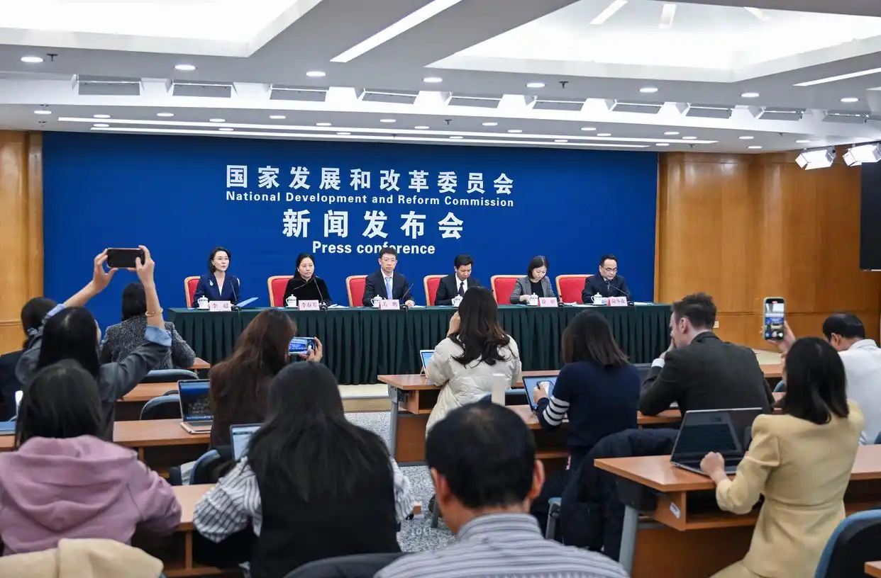 促进民间投资组合拳落地：加大投融资支持，重点领域项目持股可超10%