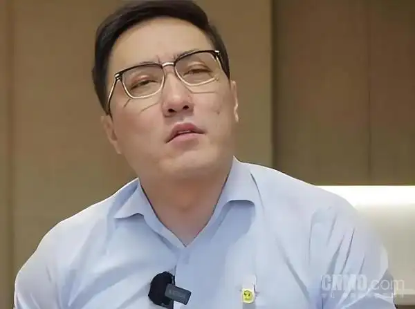 王自如曝格力高管工资达7位数 再回应“不看工资条”