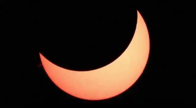 “9月21日将出现本世纪最壮观的日环食”传言不实:当天确有日偏食,但中国境内无法观测