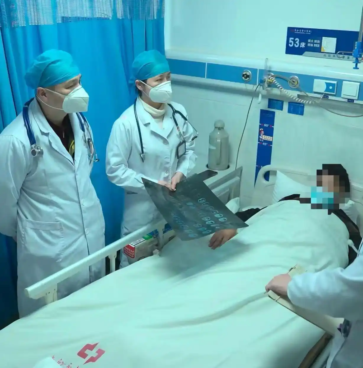 女子咳嗽8个月只问AI不就医，最终双肺已出现空洞……专家紧急提醒