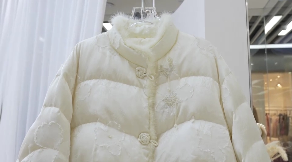浙江有羽绒服质量分级标准了!女装店主:卖300元以下别买