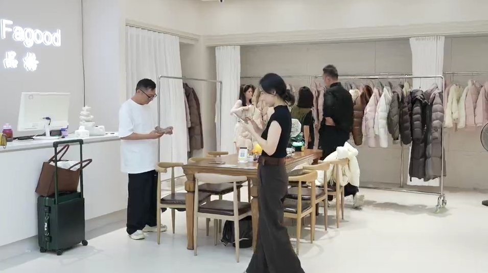 浙江有羽绒服质量分级标准了!女装店主:卖300元以下别买