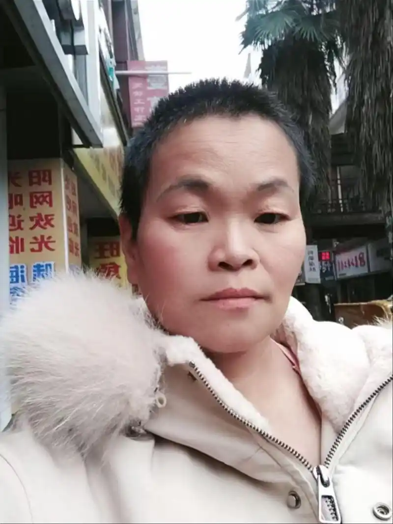 9岁弟弟遇害后，姐姐李海玉辍学追凶27年，如今她有一个心愿