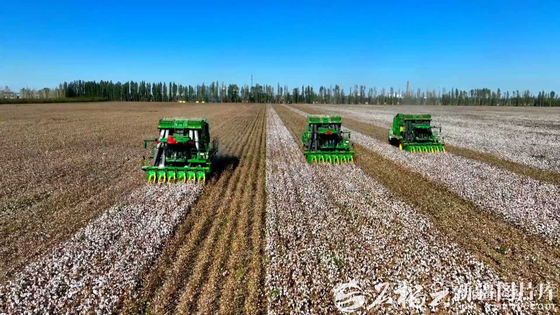 牢记嘱托担使命 奋力谱写新篇章——习近平总书记出席新疆维吾尔自治区成立70周年庆祝活动激励我区各级党政干部勇毅前行、接续奋斗