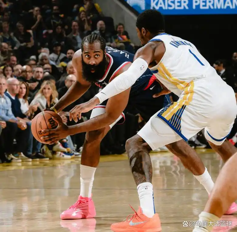勇士19分大胜快船！库里19+8，哈登下半场0分，巴特勒21+5迎里程碑